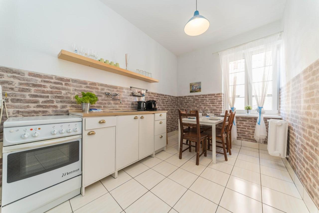 Apartament Przytulny Starowka Old Town Piwna Danzig Exterior foto