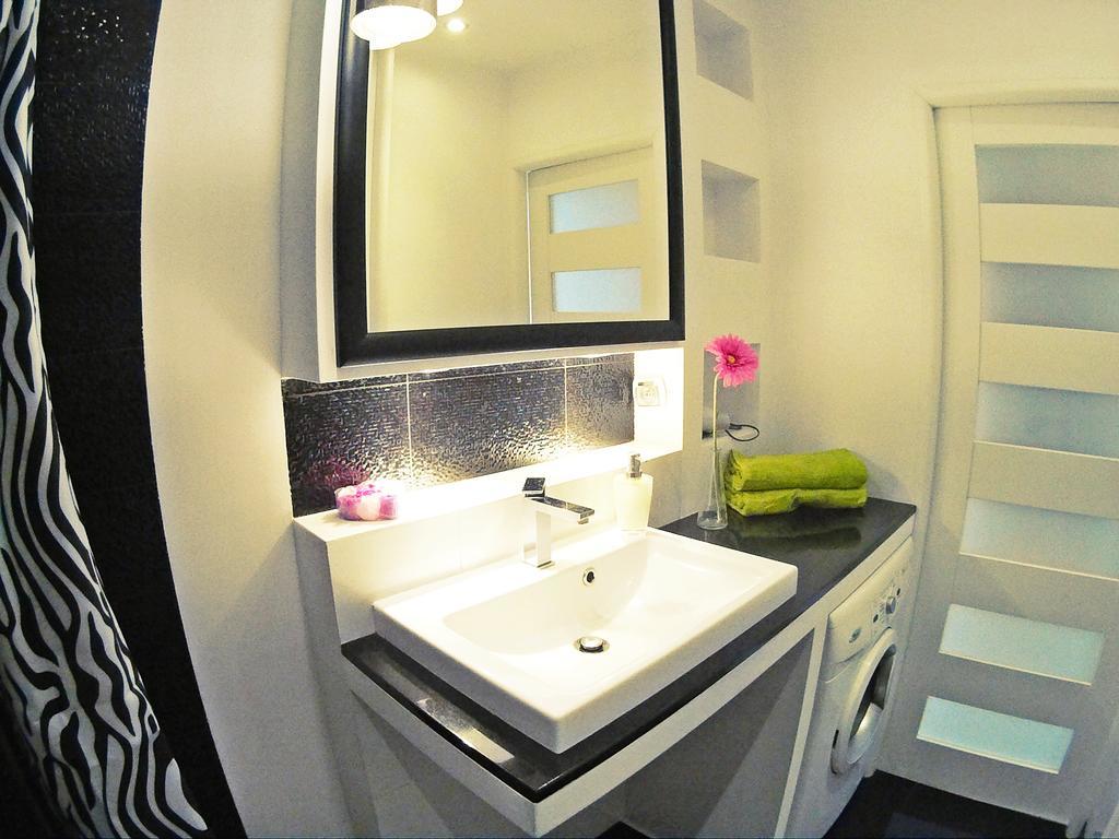 Apartament Przytulny Starowka Old Town Piwna Danzig Exterior foto